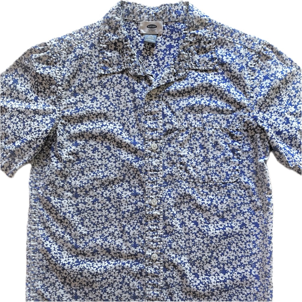 Old Navy Floral Blue and White Poplin Button Down Short Sleeve Shirt